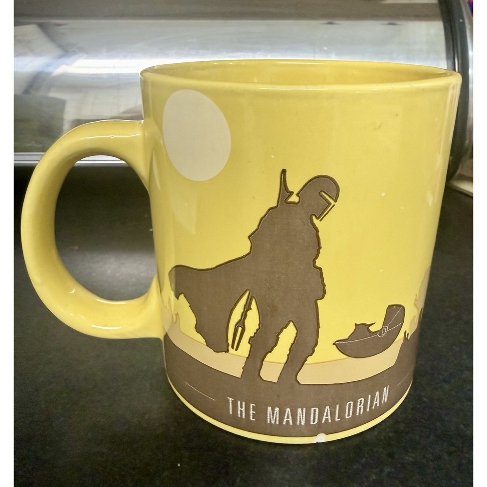 Star Wars The Mandalorian Licensed 20oz Ceramic Yellow w/ silhouette Coffee Mug